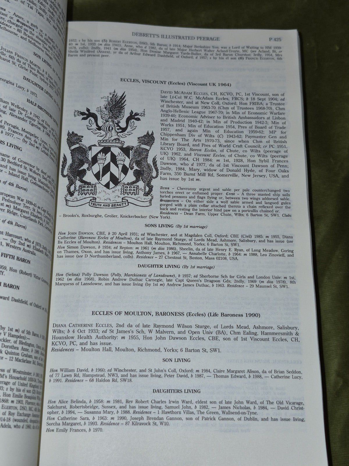 Debrett's Peerage & Baronettage (1995) Kidd and Williamson5