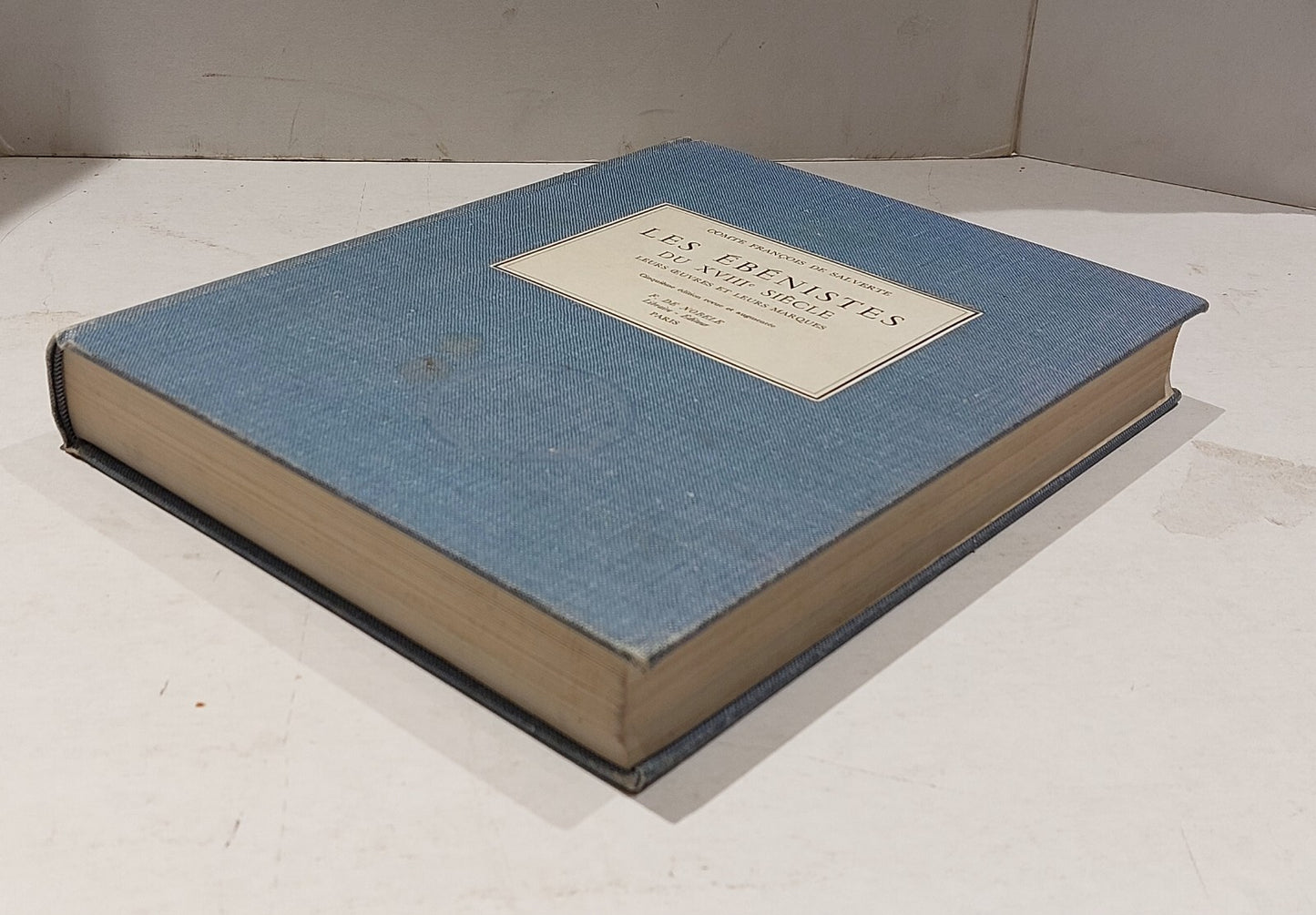 LES ÉBÉNISTES DU XVIIIe SIÈCLE. F. D. Nobele. French Furniture Design. Illustrat9