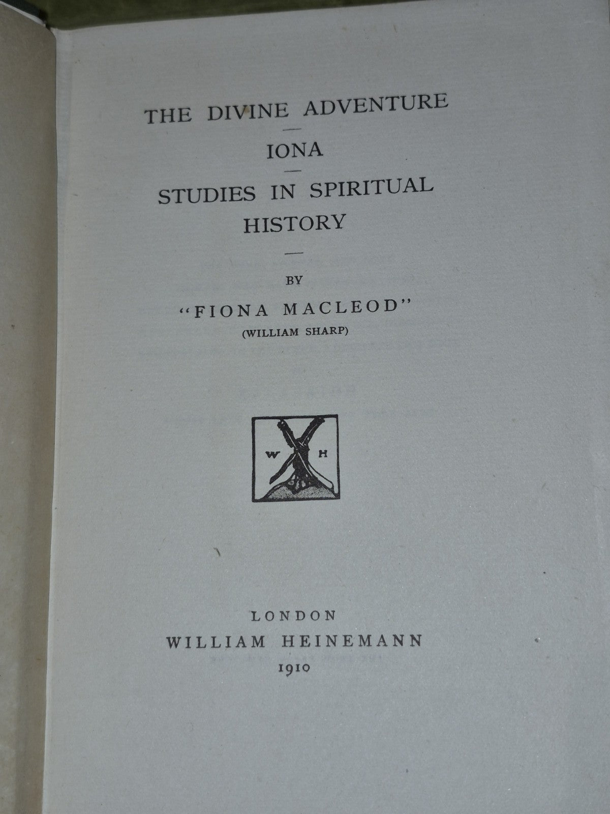 The divine adventure, iona, studies in spirtual history, fiona macleod, HC 19106