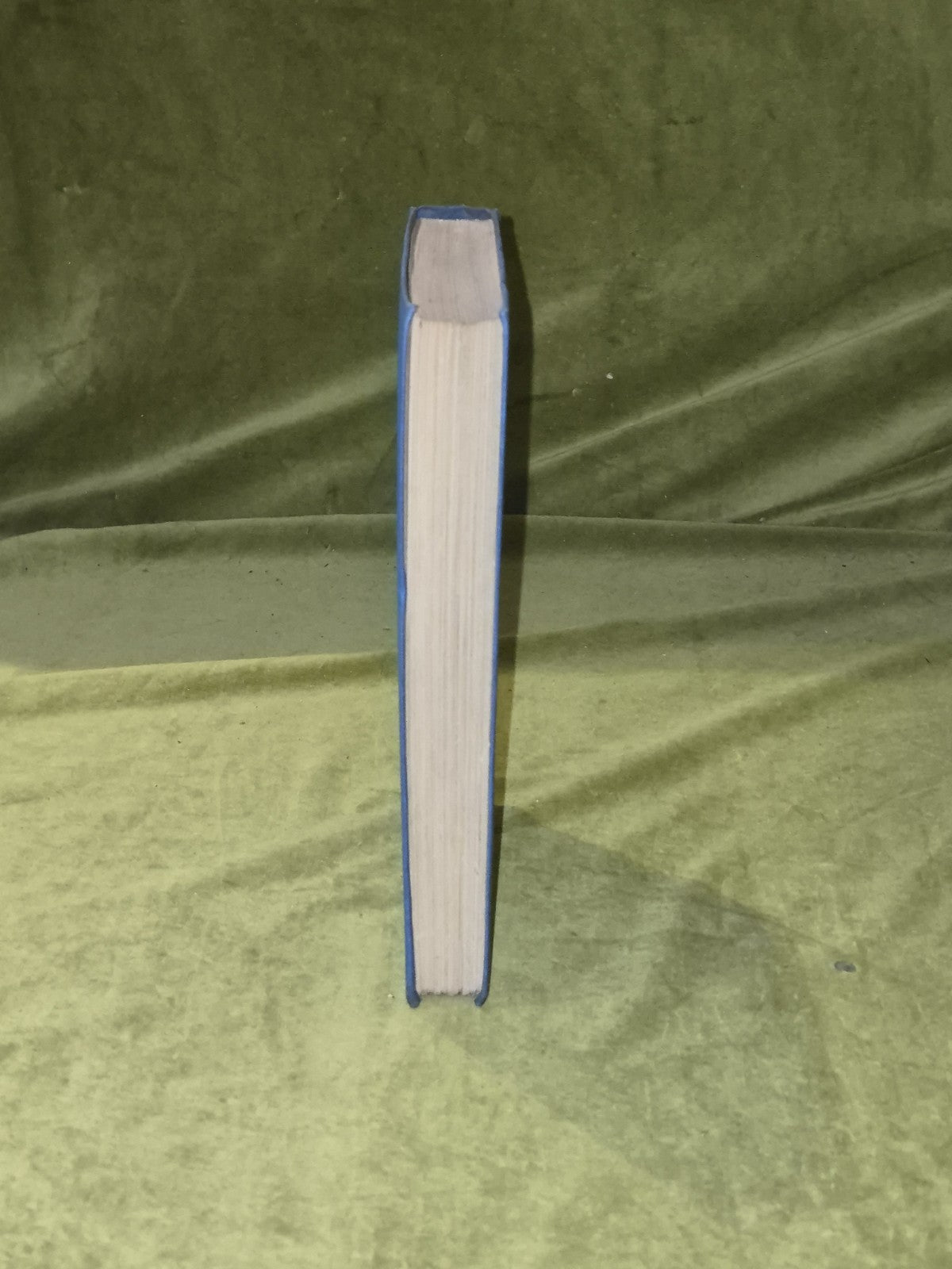 Born of the Desert - Malcolm James , Collins HB 19457