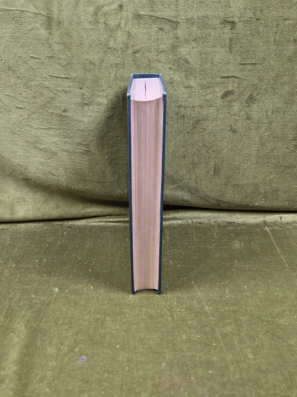 A Bibliography of Robert Burns - J W Egerer , Oliver & Boyd 1965 HB6