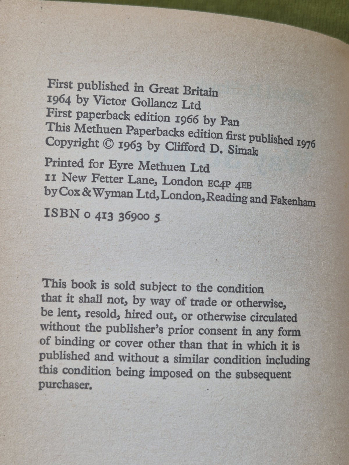 Way Station-Clifford D. Simak 1976 Methuen Paperback Good C24