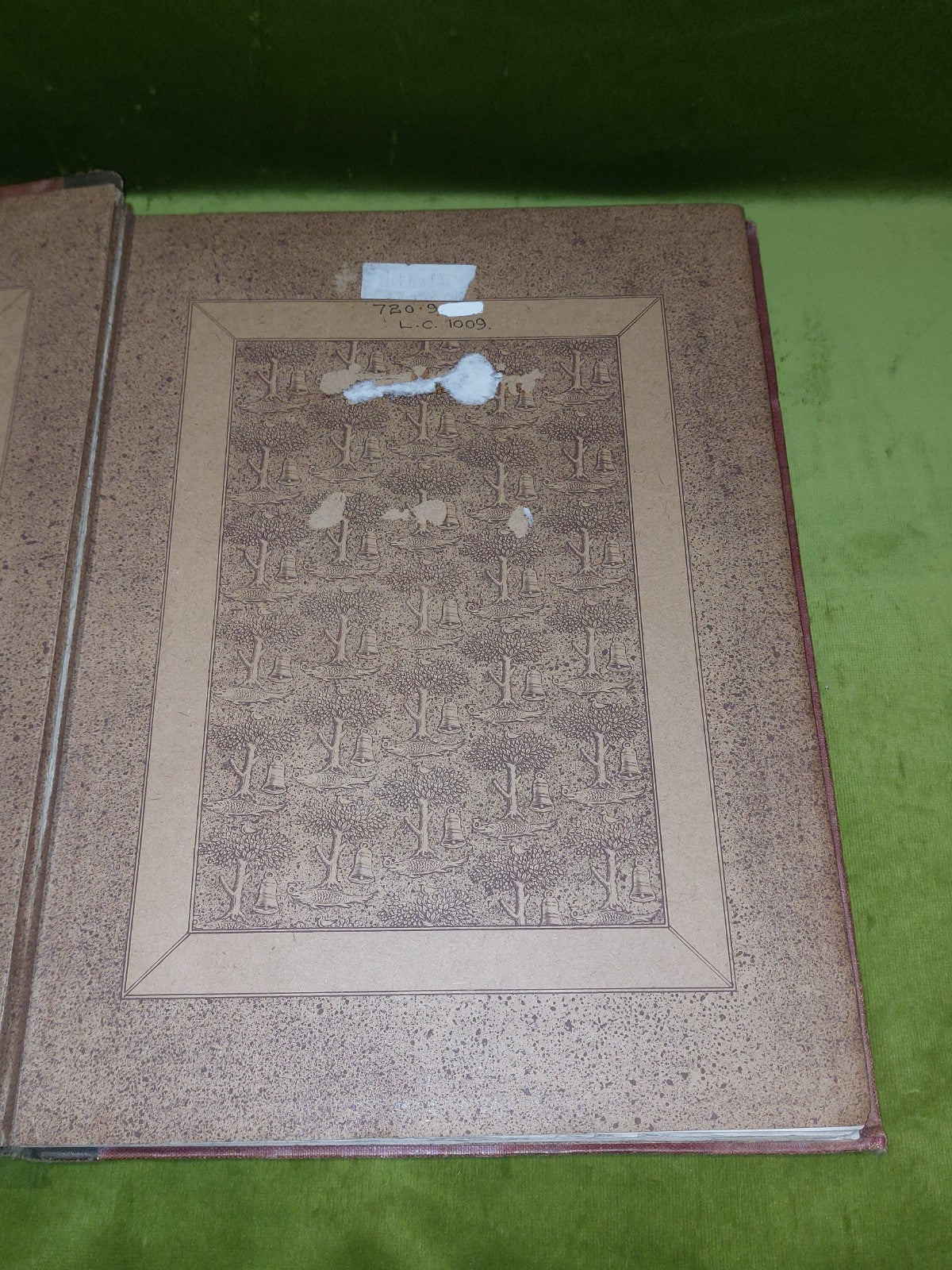 Relics of Ancient Architecture and other Picturesque Scenes in Glasgow (1885)4