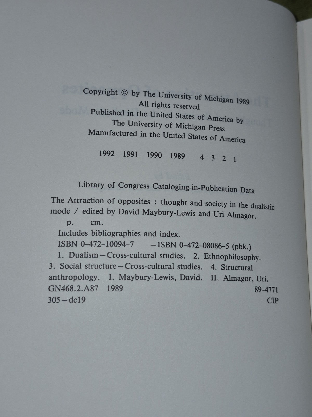 The Attraction of Opposites: Thought and Society in the Dualistic Mode 4