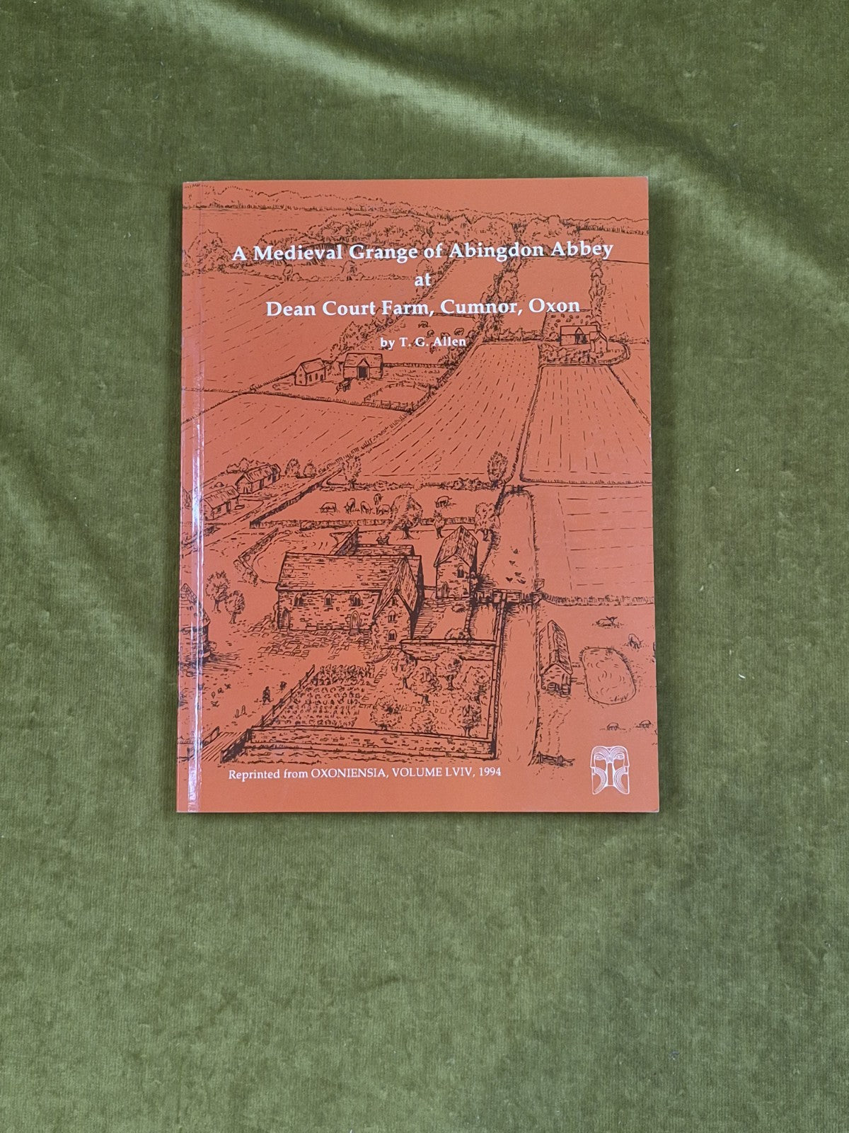 A Medieval Grange of Abingdon Abbey at Dean Court Farm - T. G. Allen 19940