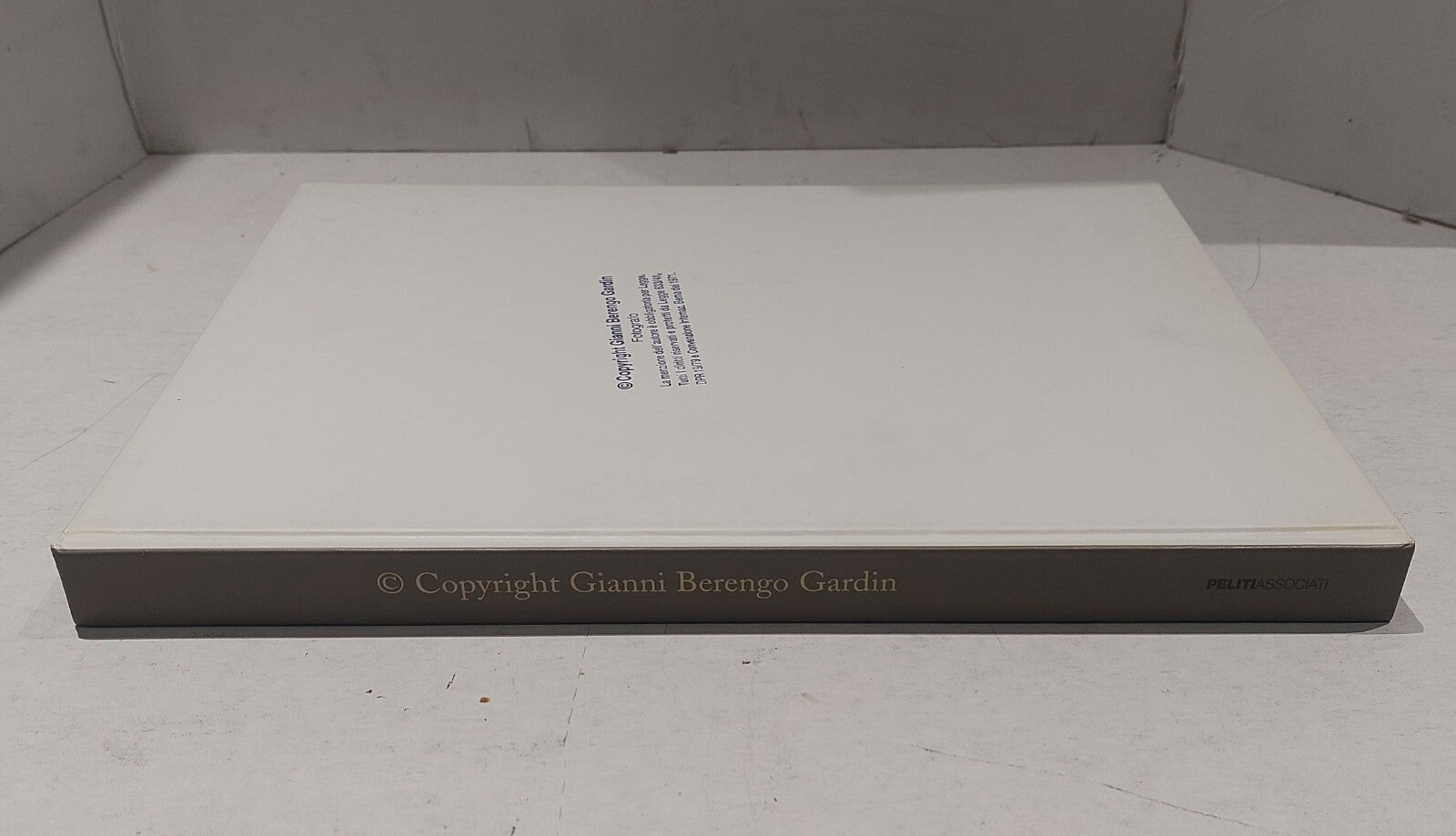 Copyright Gianna Berengo Gardin Fotografo (2001) Hb Book1