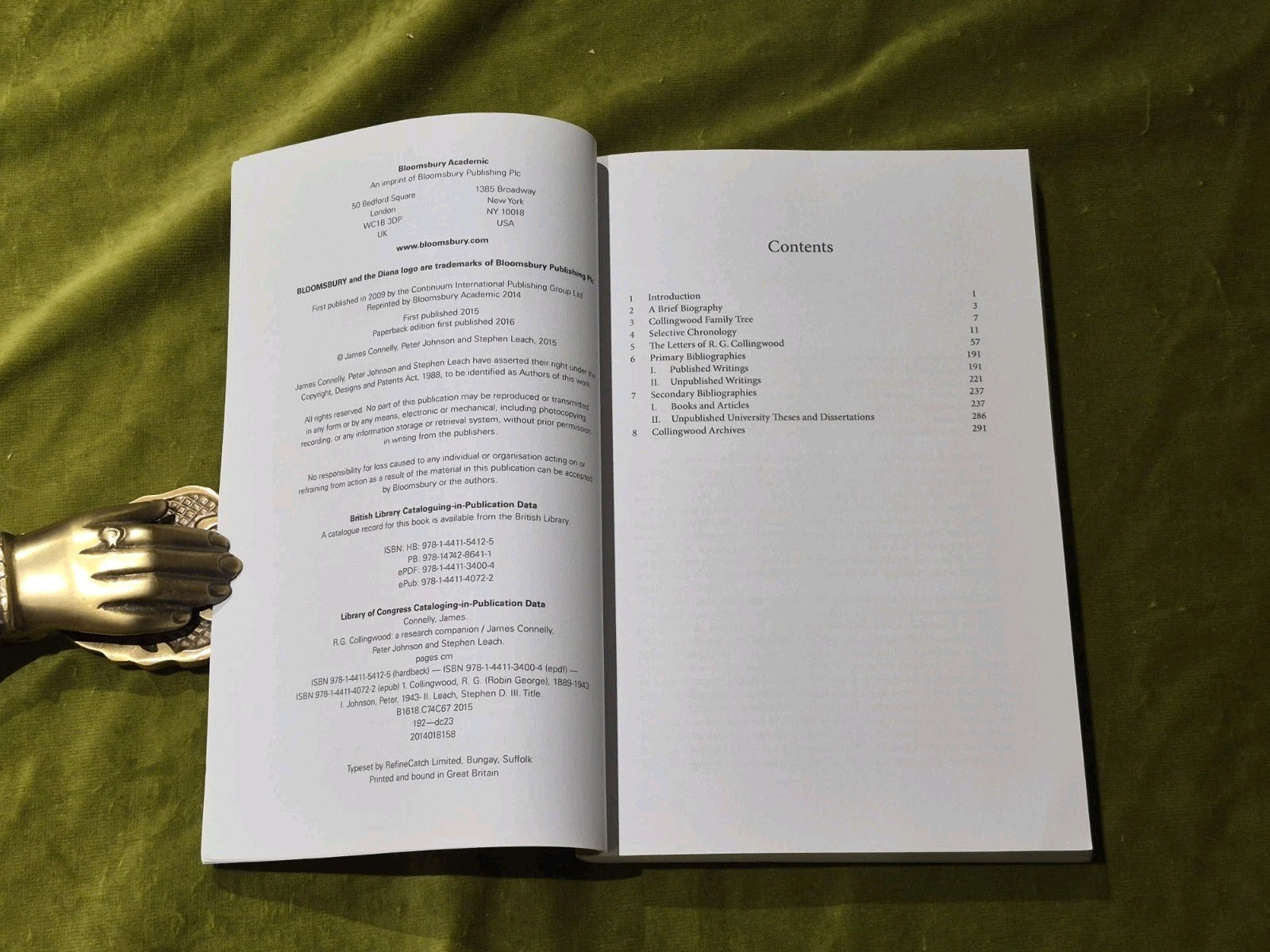 R.G. COLLINGWOOD : A RESEARCH COMPANION.3