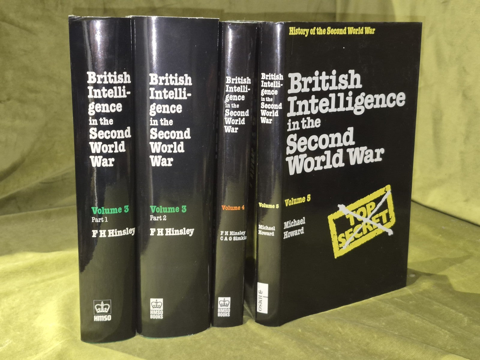 British Intelligence in the Second World War Volumes 3 4 5 (1984)0