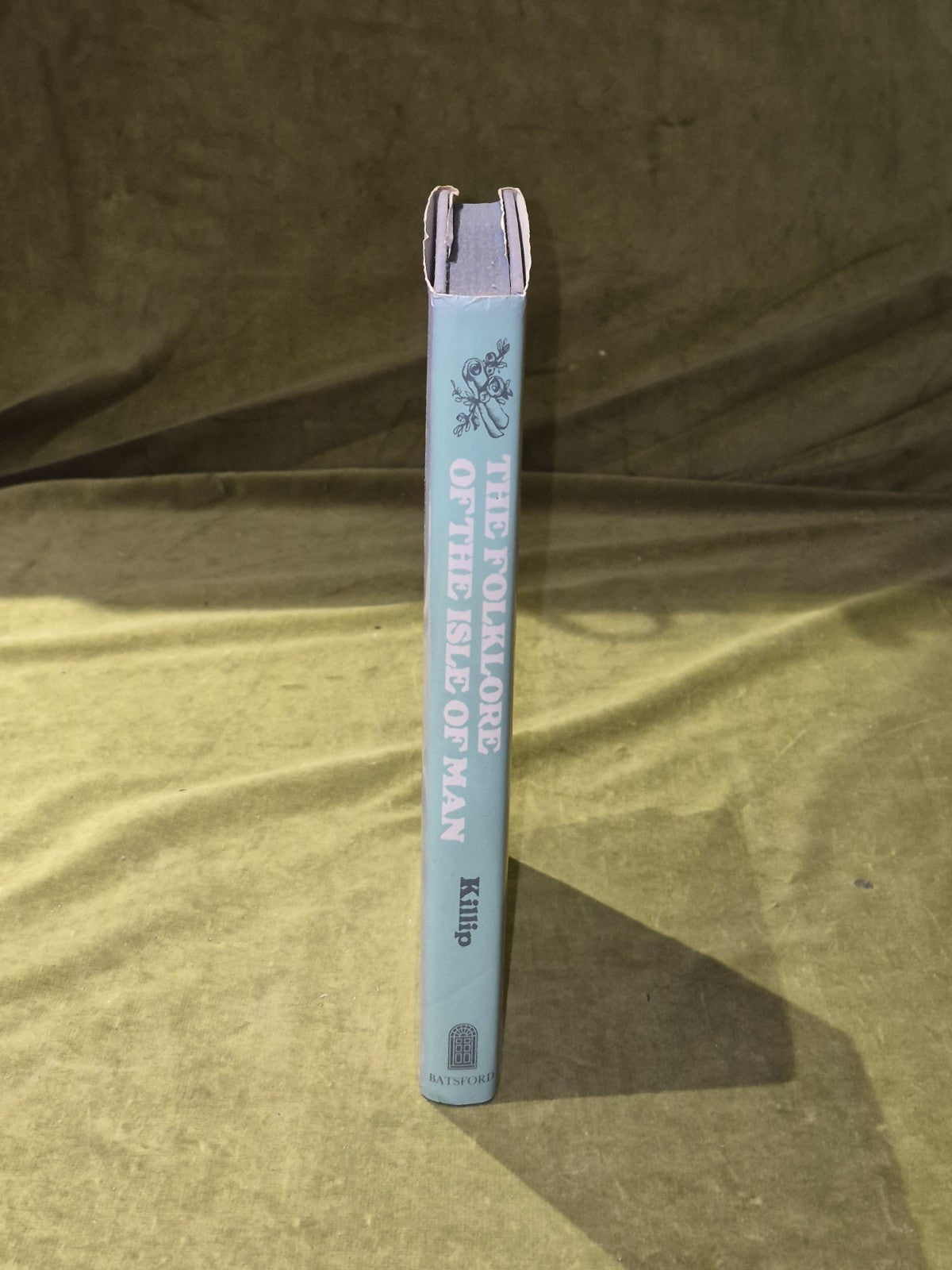 The Folklore of the Isle of Man - Margaret Killip , Batsford 1975 1st Ed HB DJ2