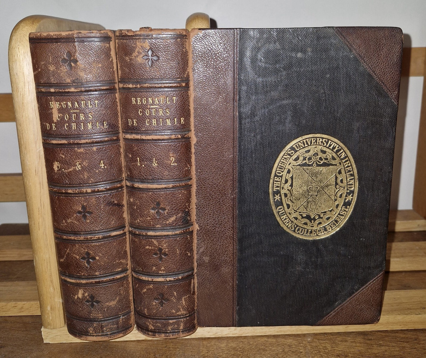 COURS ÉLÉMENTAIRE DE CHIMIE. 4 Volumes In 2 Bindings. M V Regnault 3rd Ed. 18510