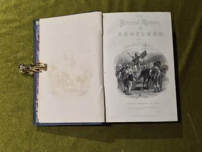 The Pictorial History of Scotland - James Taylor , James Virtue 4
