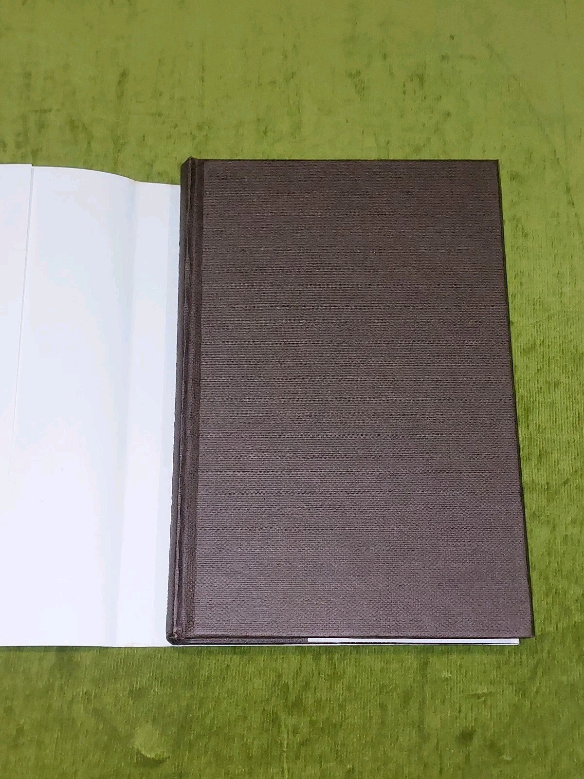 Wine Is The Best Medicine By Dr. E. A. Maury [Souvenir Press] 1974 1st Ed Hb/Dj3