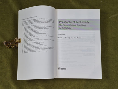 DUSEK Val SCHARFF Robert C. / PHILOSOPHY OF TECHNOLOGY The Technological2
