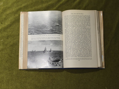 The Navy at War 1939-1945 - Captain S. W. Roskill , Collins6