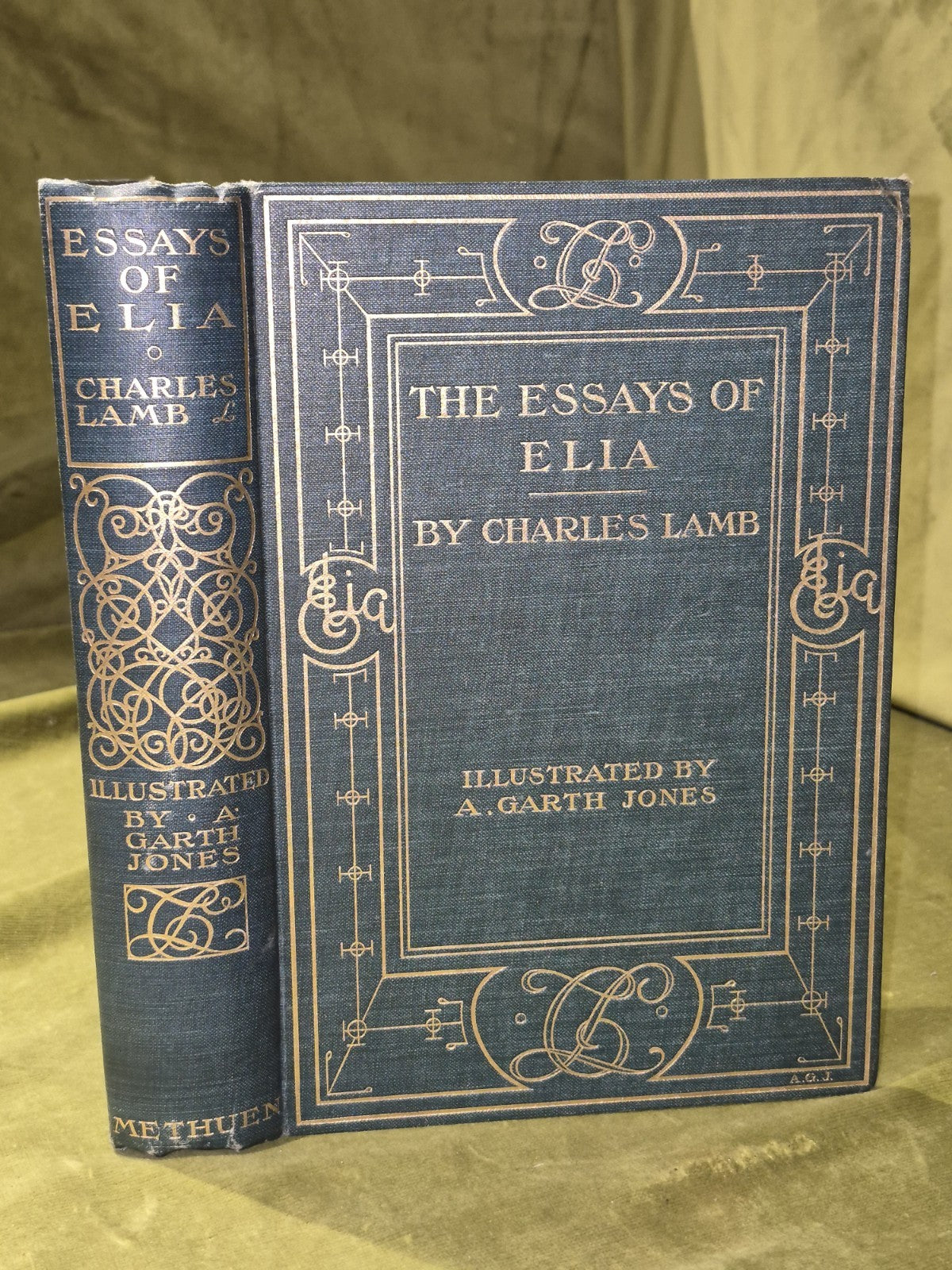 Essays of Elia by Charles Lamb illus. A. Garth Jones (1902)0