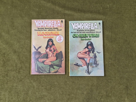 VAMPIRELLA #1&2 : Bloodstalk , On Alien Wings - Ron Goulart , Sphere 19750