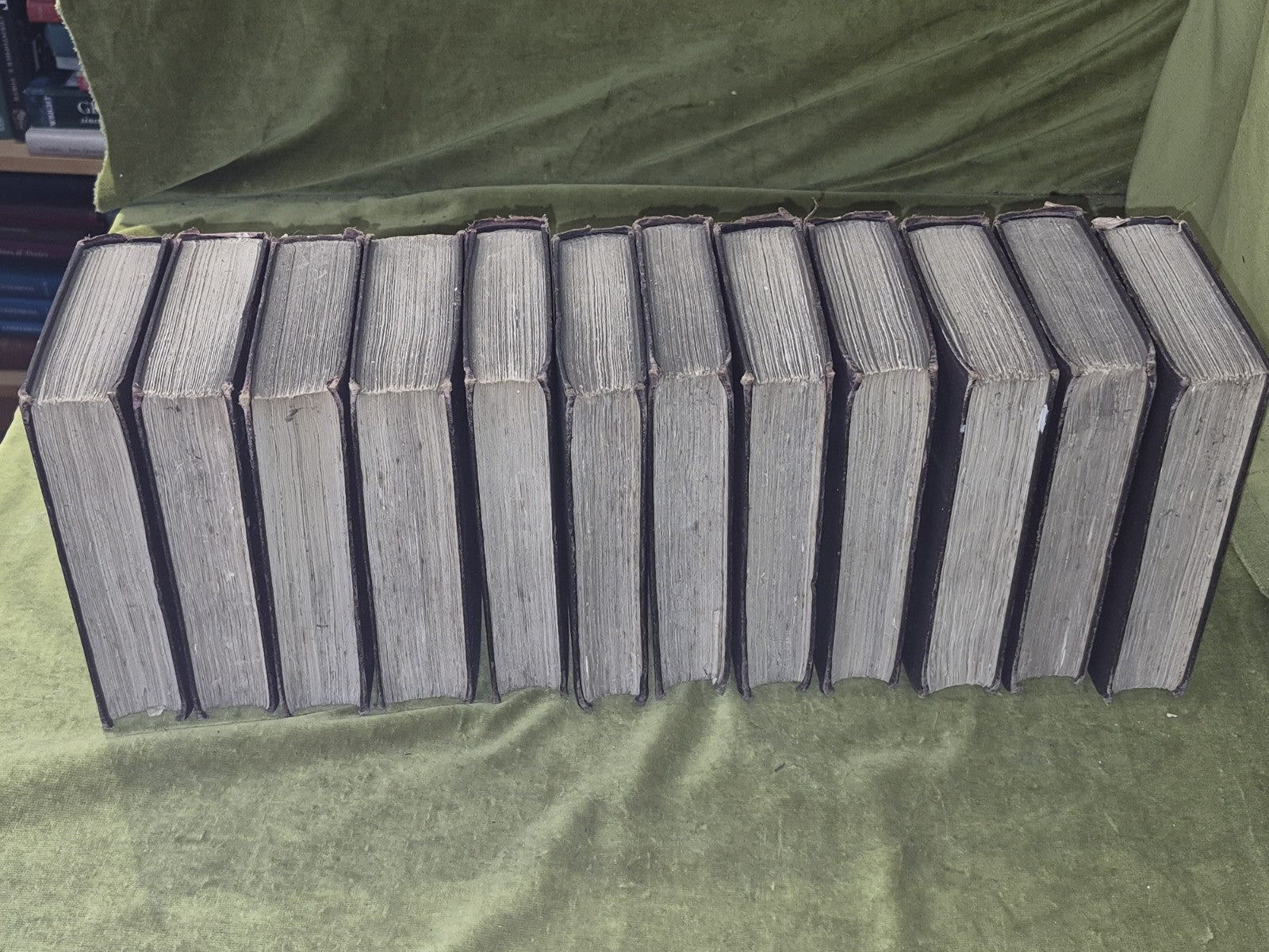 Froude's History of England in 12 Volumes - Longmans 18701