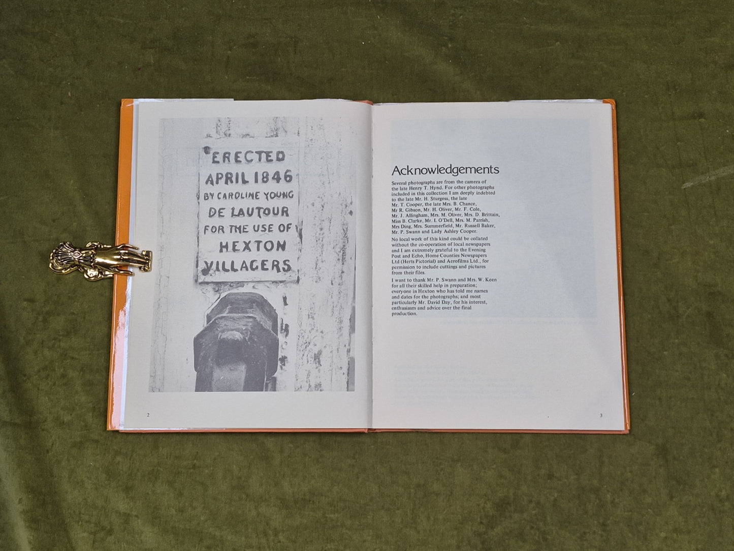100 Years of Hexton SIGNED by Anne Ashley Cooper 1982 1st HB DJ5