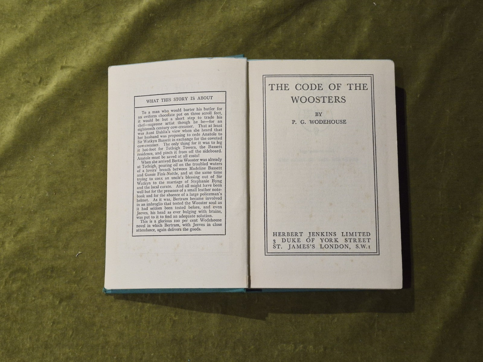 The Code of the Woosters - P G Wodehouse5