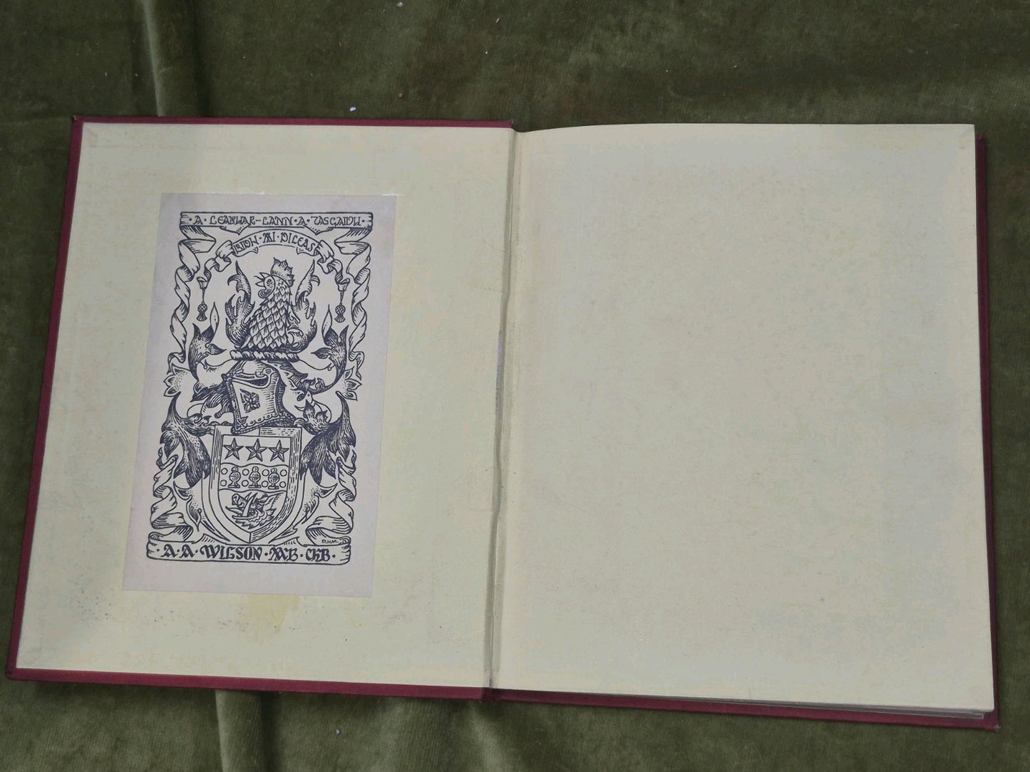 Madconald Bards from Mediaeval Times Keith Norman Macdonald 19002