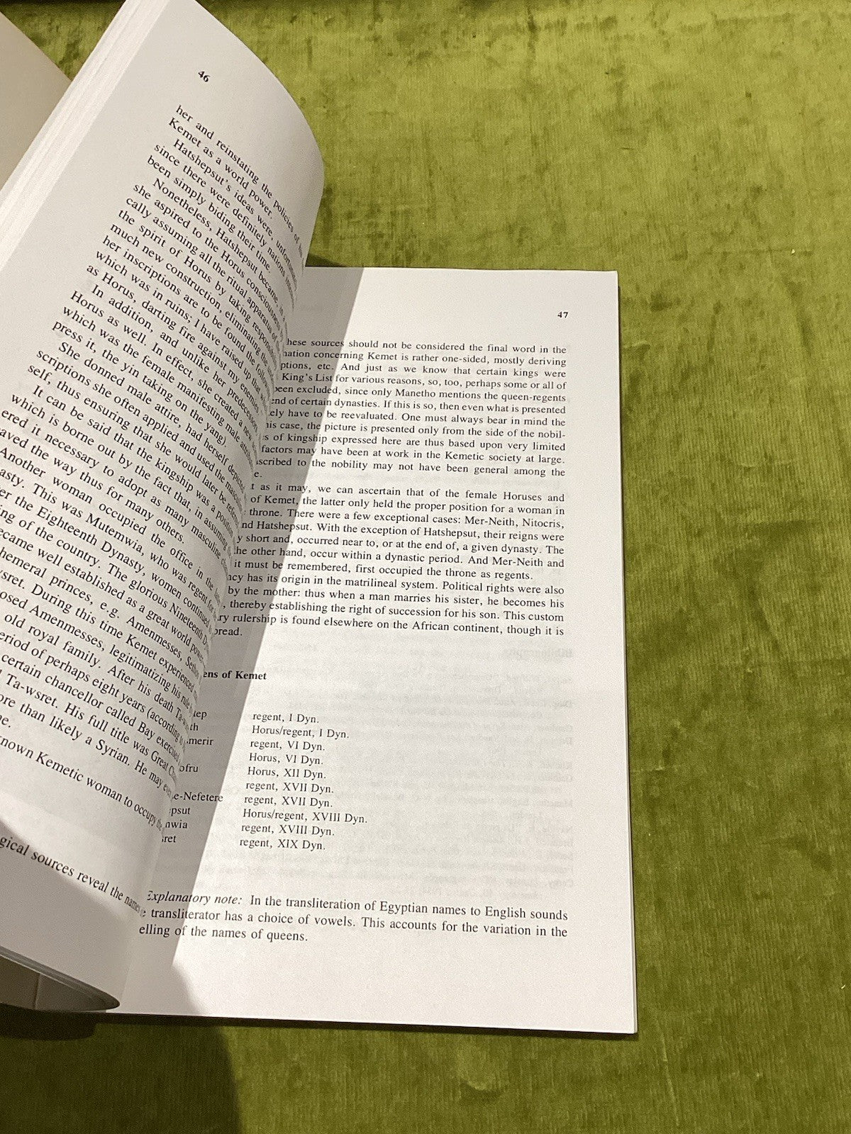 Black Women Of Antiquity  Ivan Van Sertima 1988 [Transaction Books] pb book3