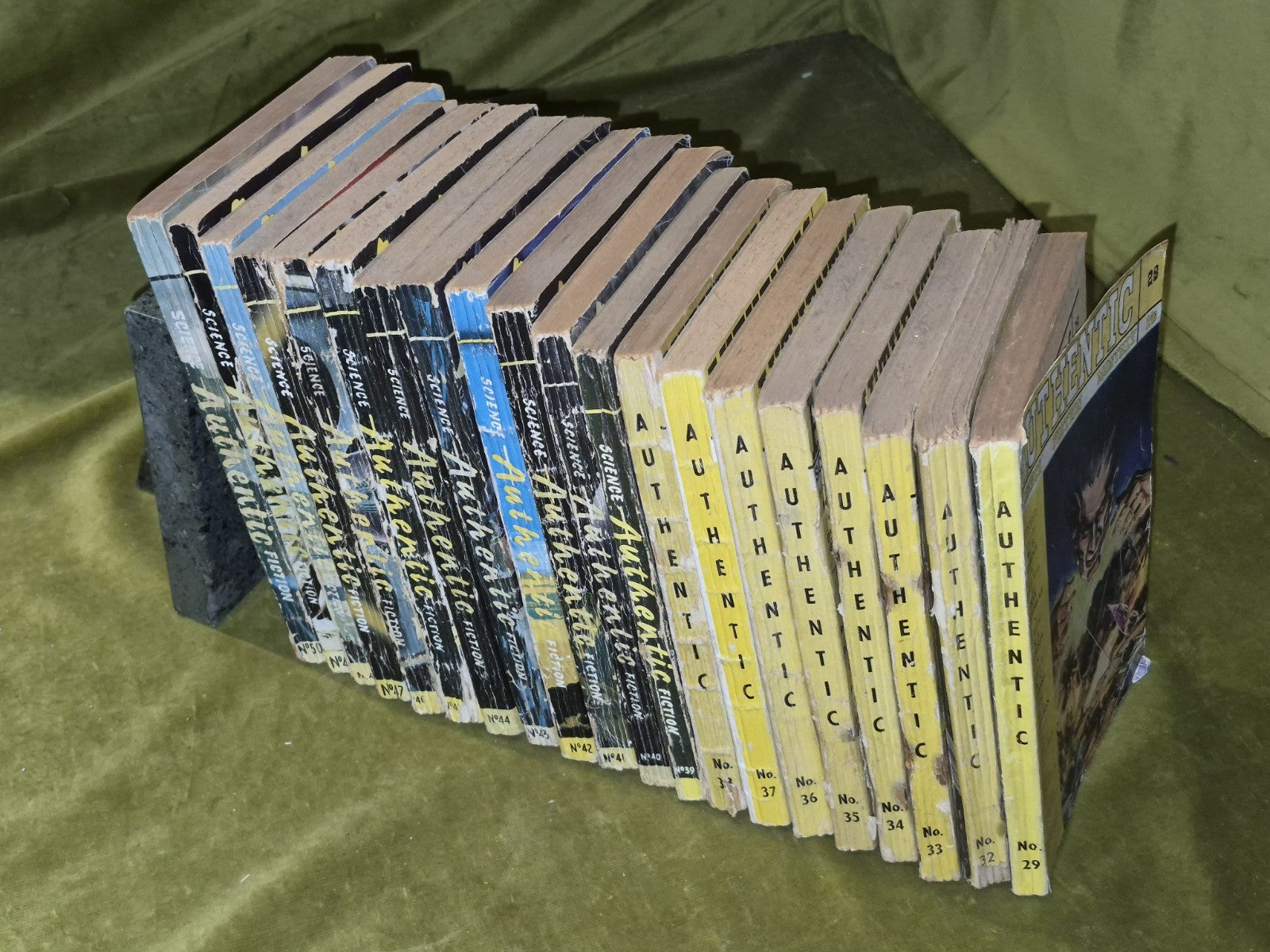 Authentic Science Fiction Monthly Hamilton 1950s Issues 29 and 32 to 50. Job Lot1