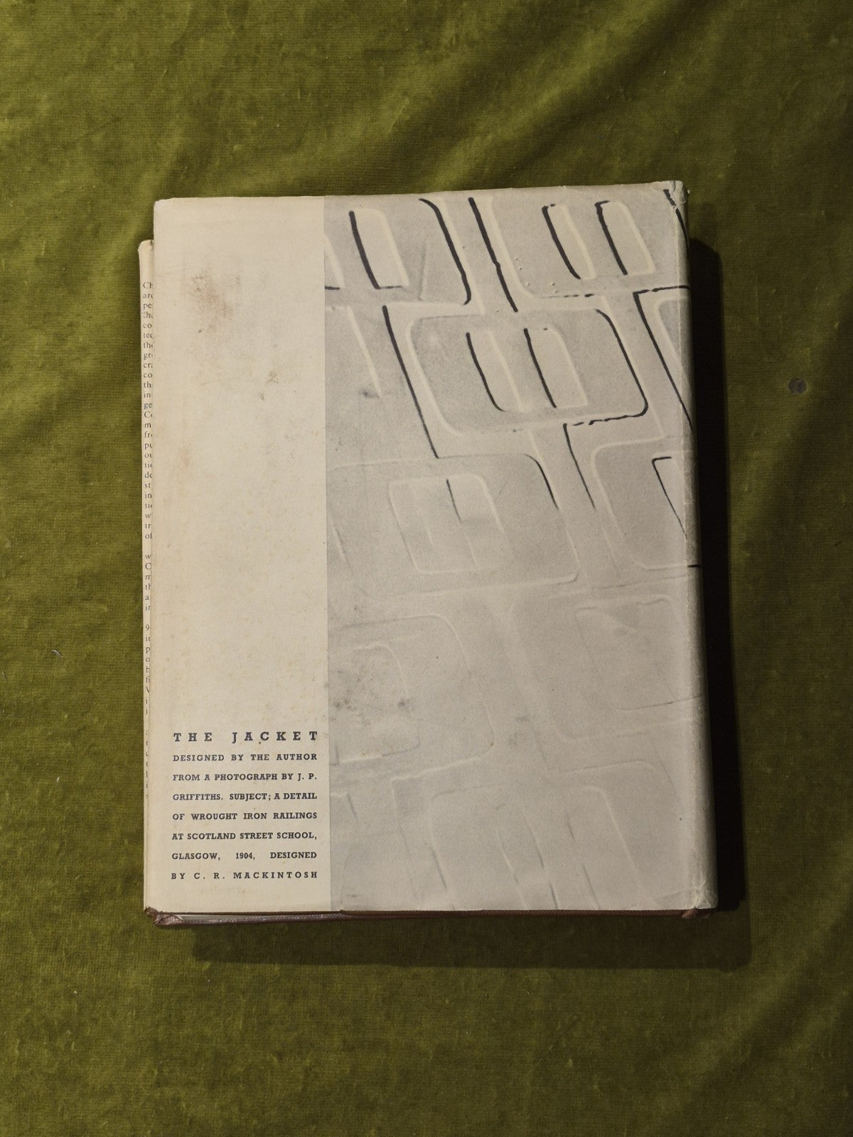 Charles Rennie Mackintosh and the Modern Movement Thomas Howarth 1952 1st HB DJ1