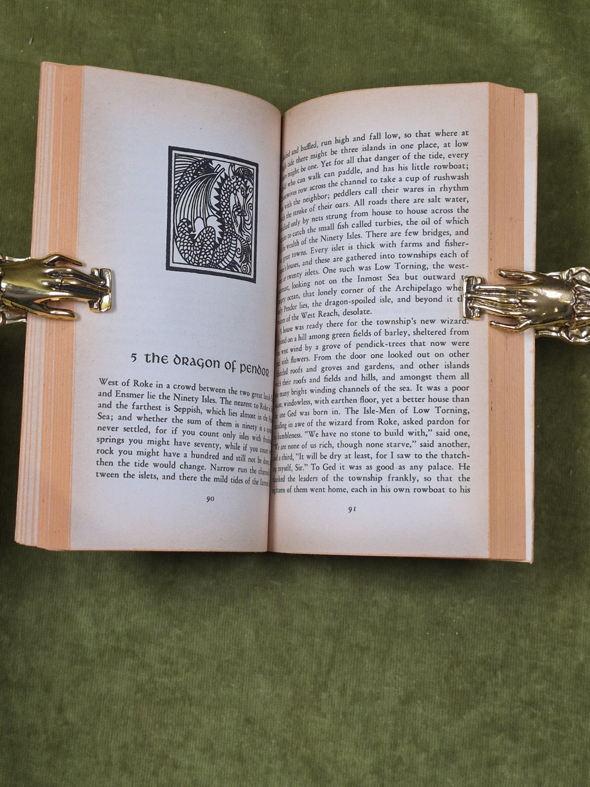 A Wizard of Earthsea by Ursula K Le Guin , Ruth Robbins - Ace SF 1st 19685