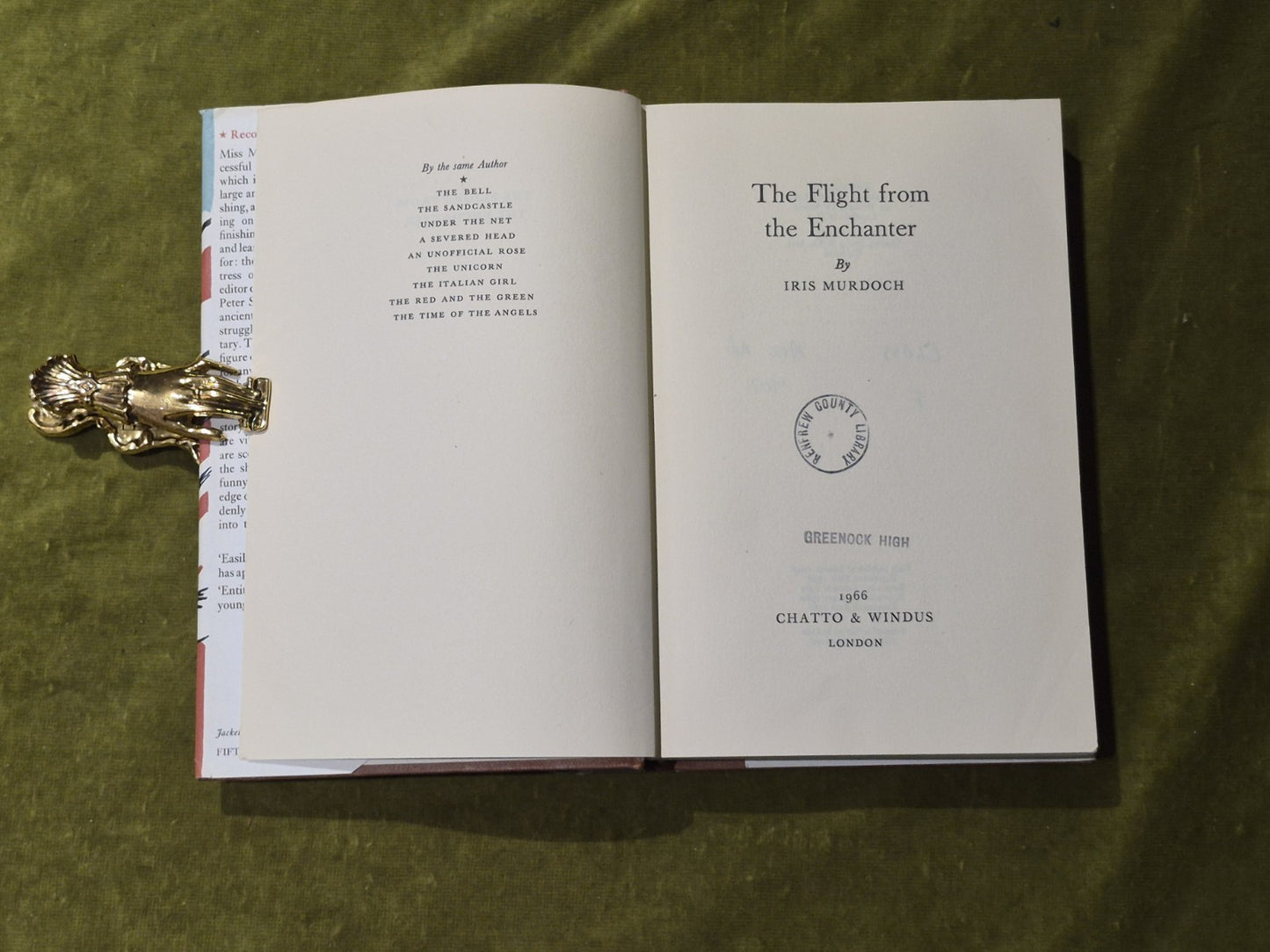 THE FLIGHT FROM THE ENCHANTER - Iris Murdoch , Chatto & Windus 1966 HB DJ4
