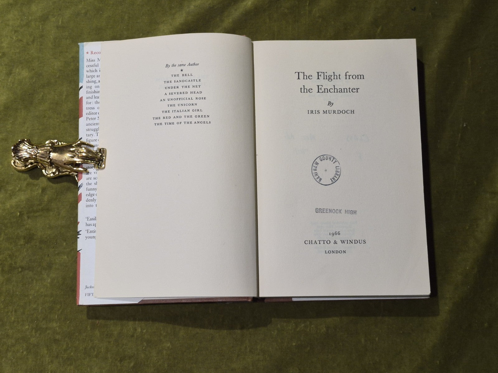 THE FLIGHT FROM THE ENCHANTER - Iris Murdoch , Chatto & Windus 1966 HB DJ4