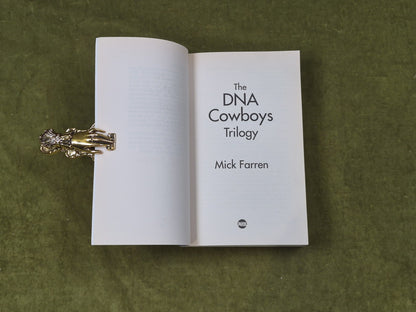The DNA Cowboys Trilogy - Mick Farren , Do-not Press 2002 1st PB3