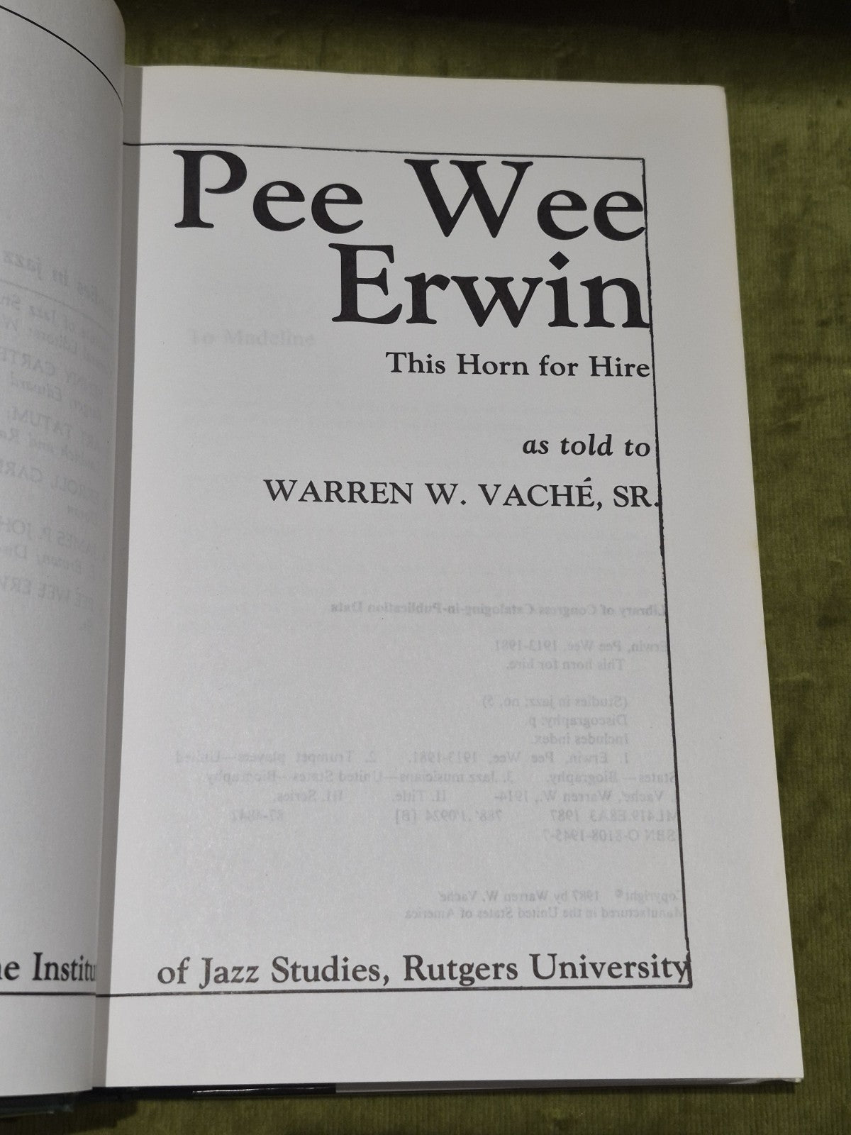 This Horn For Hire - The Life and Career of Pee Wee Erwin (1987) Warren W Vache5