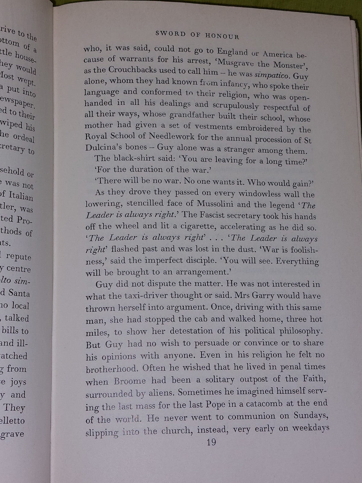 Evelyn Waugh Sword Of Honour (1978)6