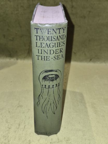 Twenty Thousand Leagues Under the Sea By Jules Verne c 1930 [Ward, Lock] Hb Book2