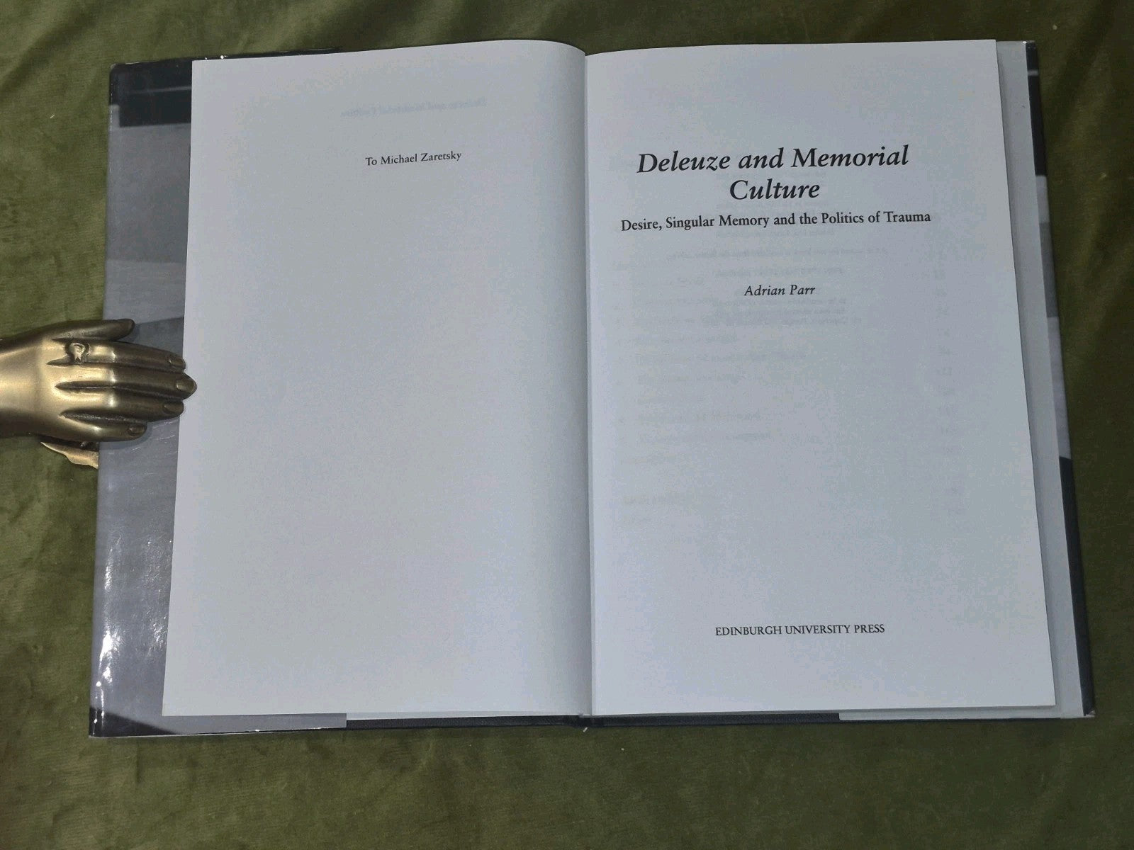 Deleuze and Memorial Culture  Adrian Parr  Hardcover 20083