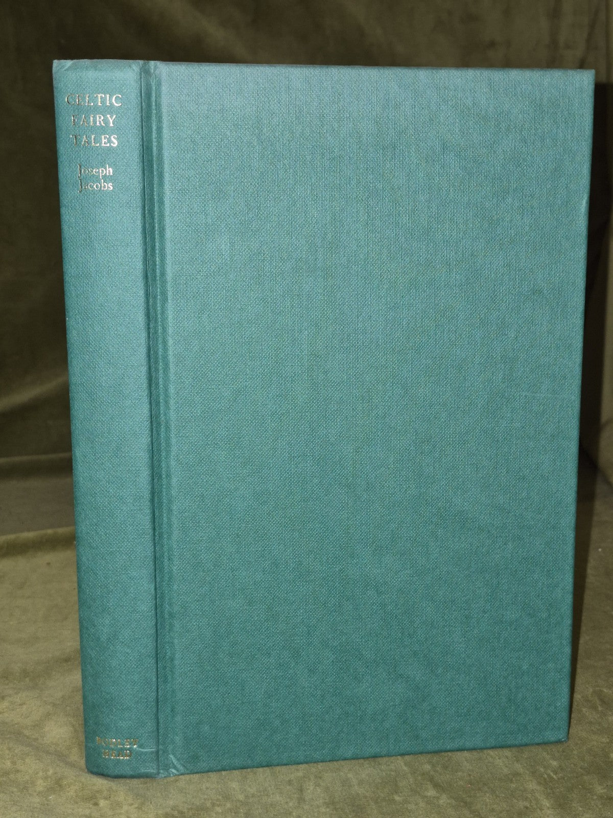 Celtic Fairy Tales Joseph Jacobs Bodley Head 1970 Victor Ambrus2