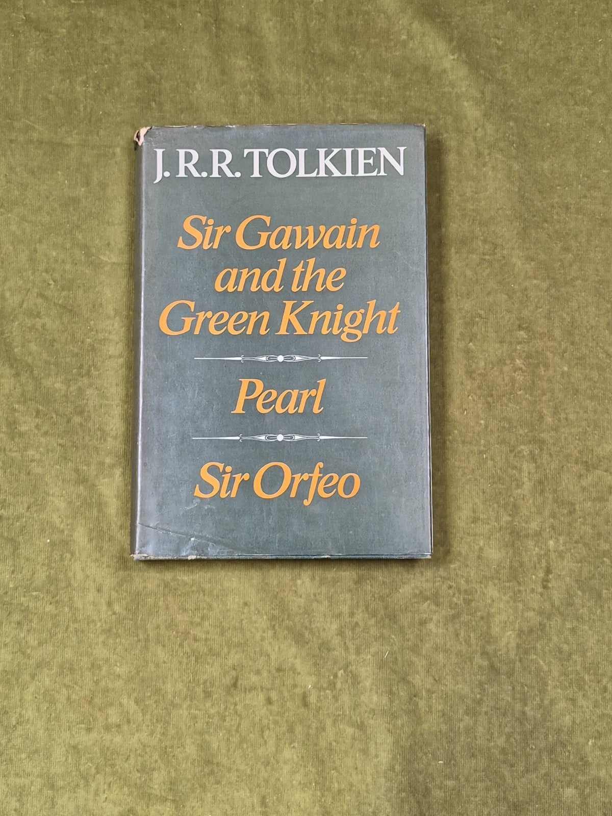 Sir Gawain and the Green Knight - J R R Tolkein , Allen & Unwin 1975 1st HB DJ0