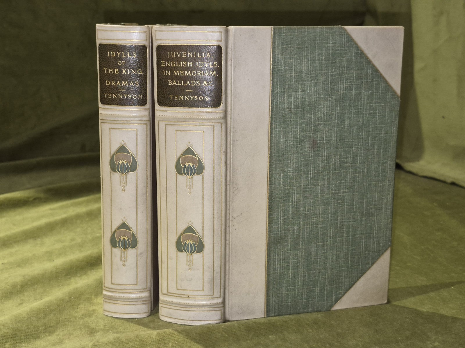 Tennyson Vellum Talwin Morris Art Nouveau Bindings Idylls of the King 19080