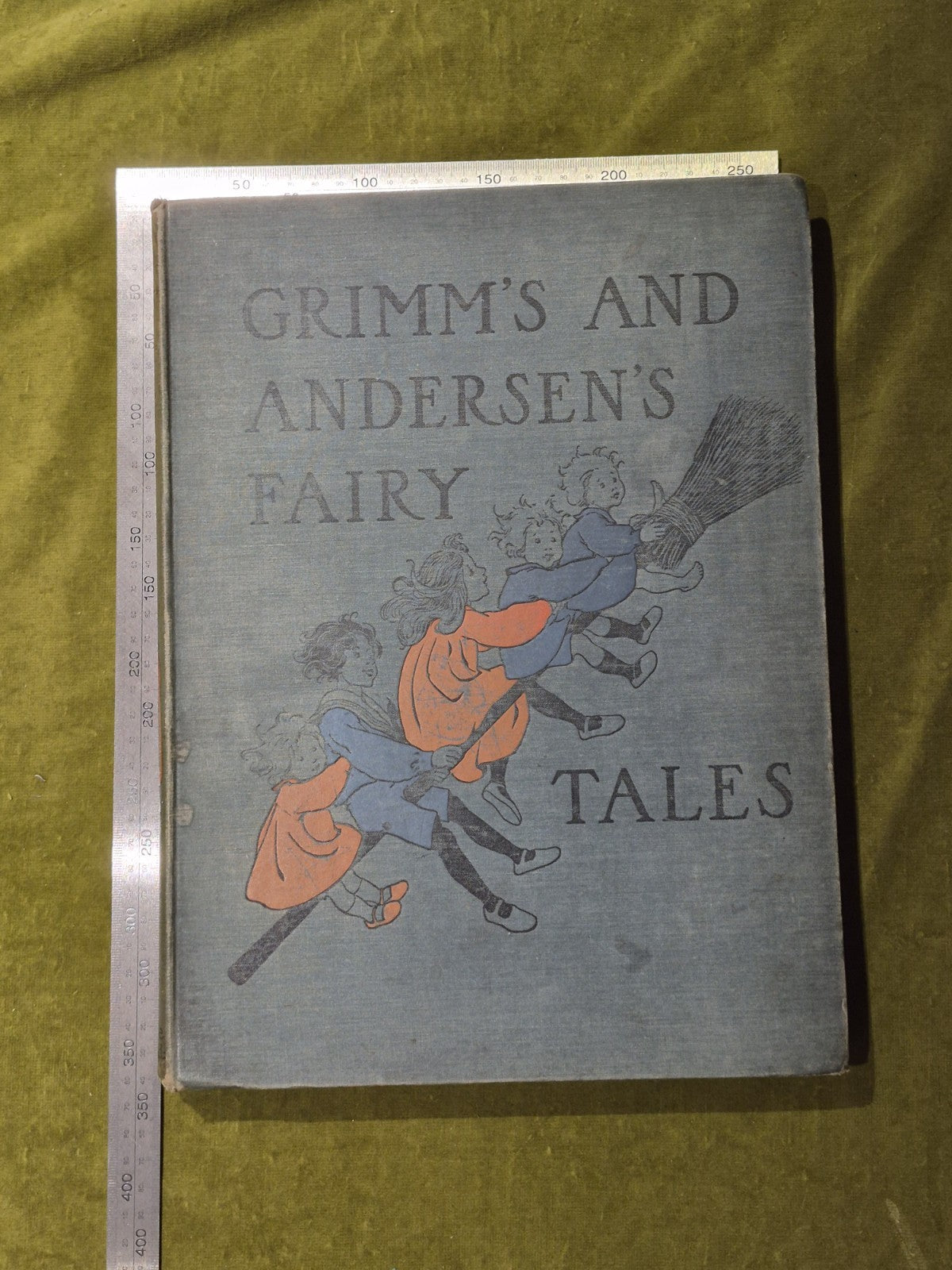 Grimm's and Hans Andersen's Fairy Tales selected for little folk , Blackie & Son3
