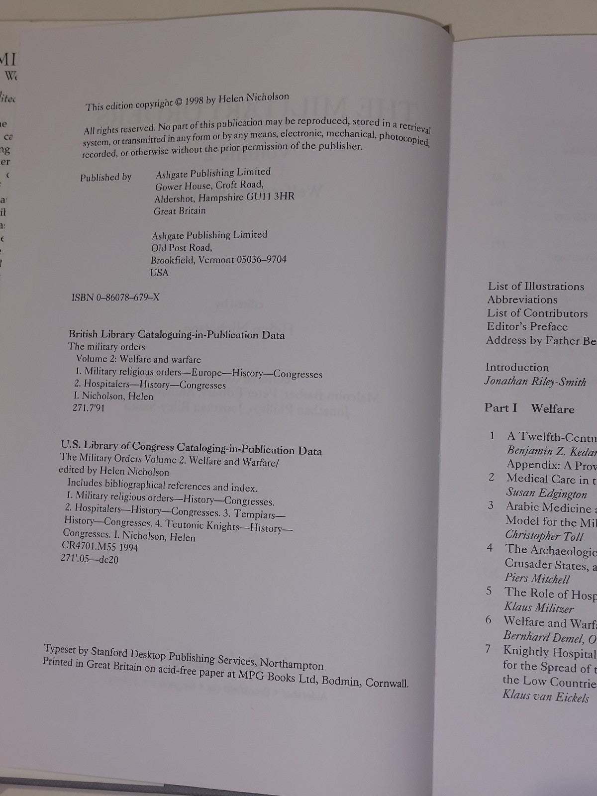 The Military Orders Volume 2 : Welfare and Warfare - Helen Nicholson (1998) Hb4