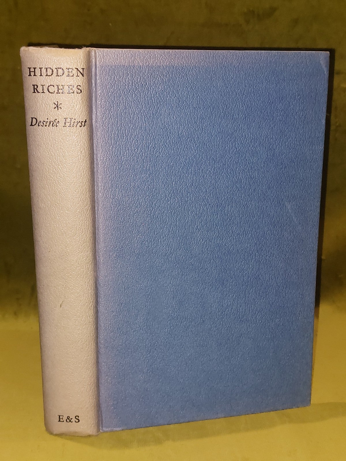 Hidden Riches Desiree Hirst (1964) Spottiswoode London0