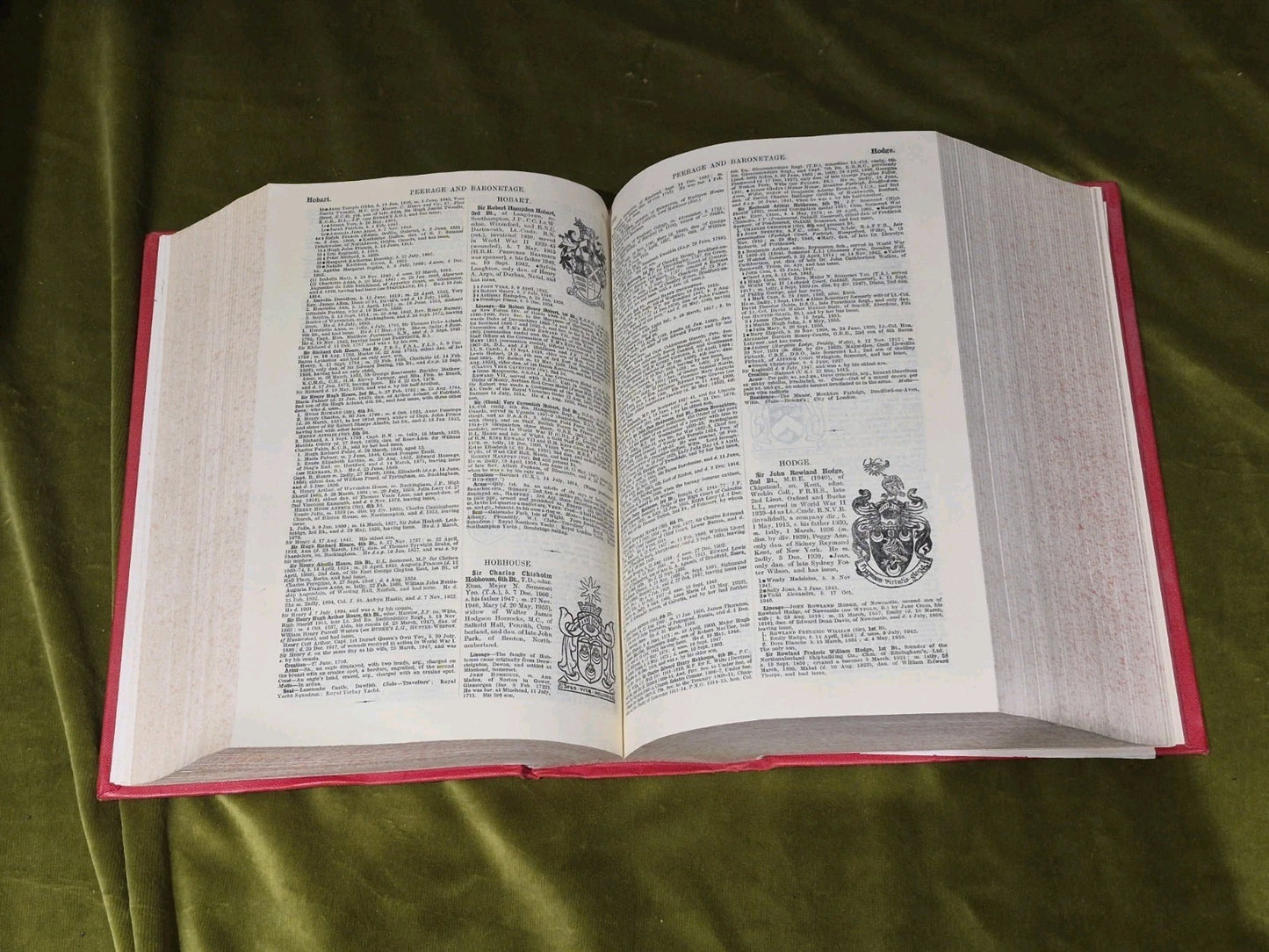 Burke's Peerage, Baronetage and Knightage 102nd edition 19546