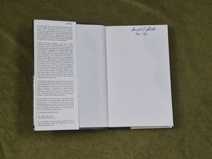 Catholicism Between Luther and Voltaire - Jean Delumeau , Burns & Oates 1977 DJ3