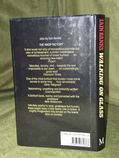 Iain Banks Walking on Glass True First 1985 in Original Jacket1