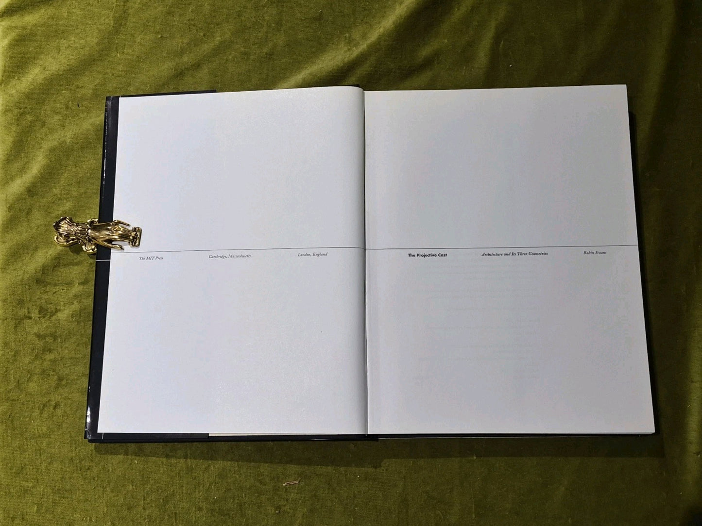 The Projective Cast: Architecture and Its Three Geomitries - Robin Evans3
