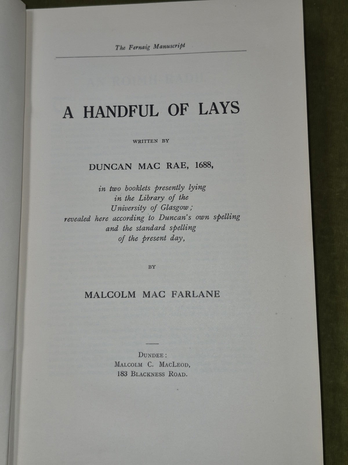 Dorlach Laoidhean Calum Mac Pharlain A Handful of Lays Gaelic4