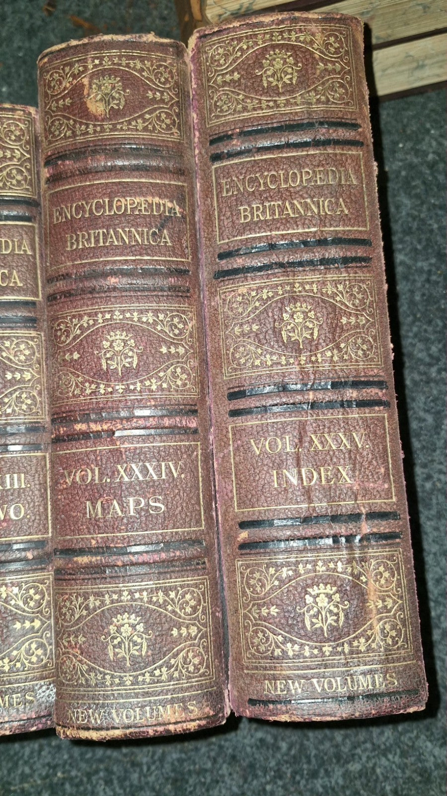 Encyclopedia britannica Tenth Edition 10th The New Volumes To Ninth 9th & Maps3