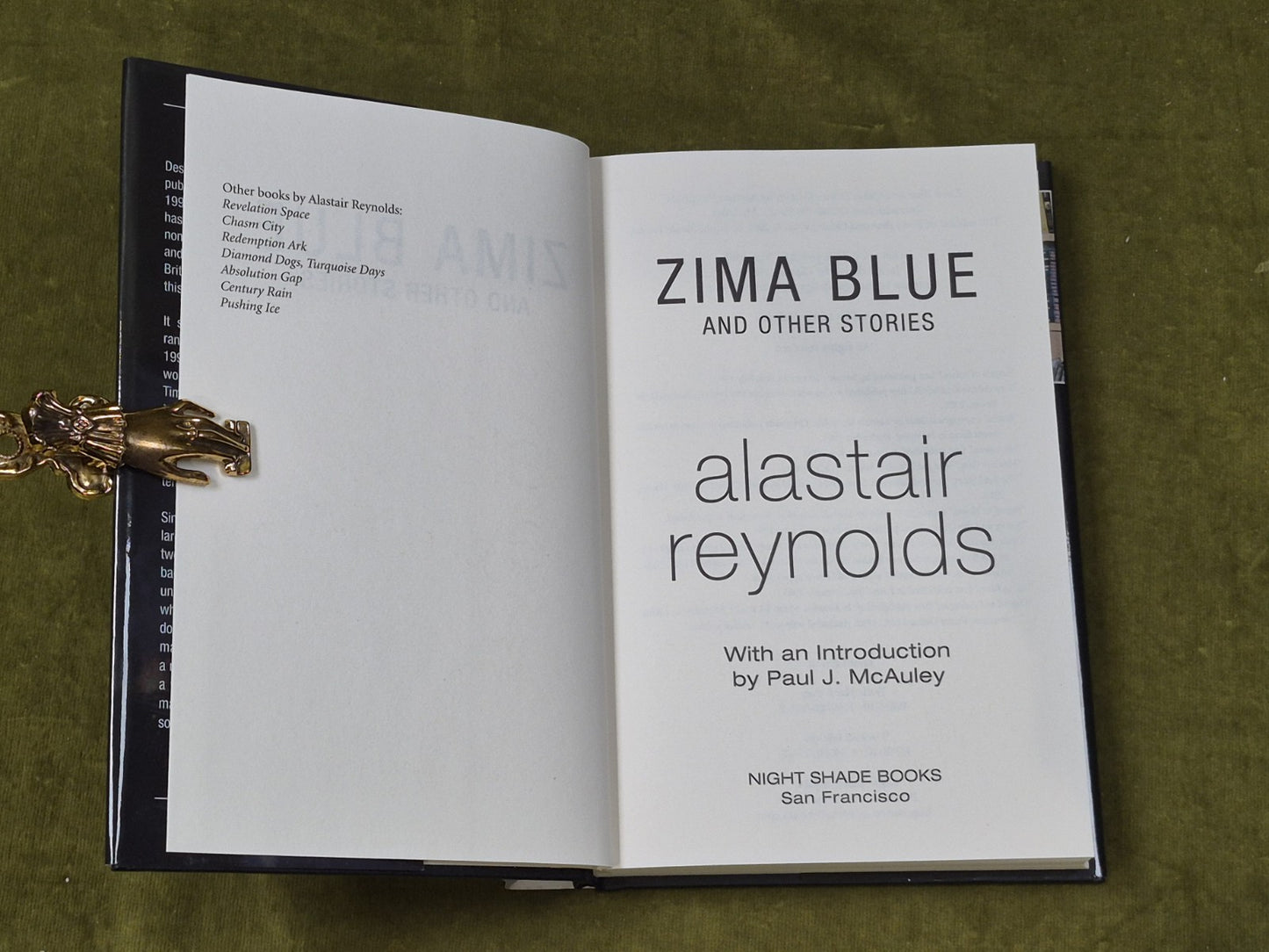Zima Blue and Other Stories by Alastair Reynolds , Night Shade books , 1st HB DJ3