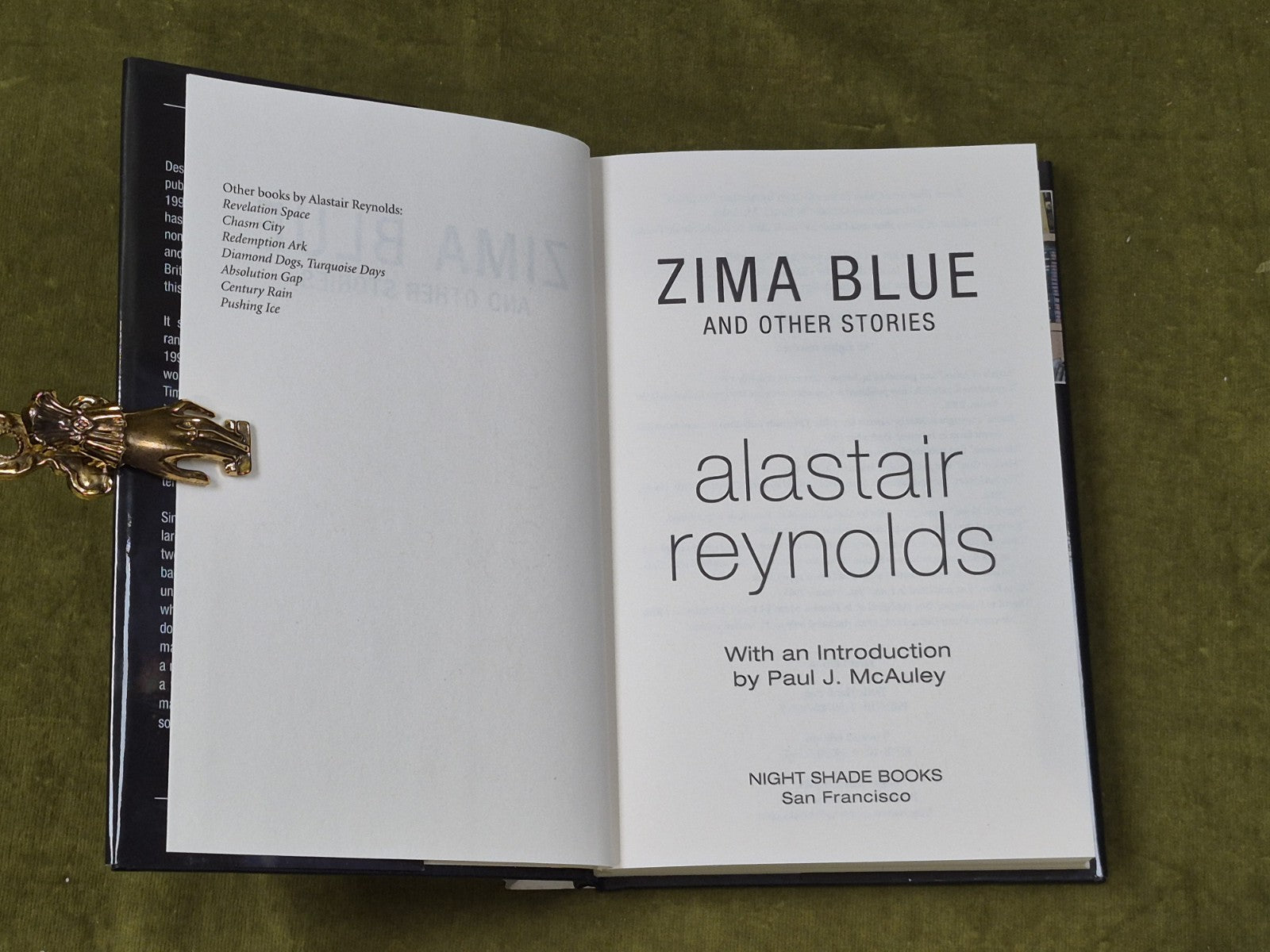 Zima Blue and Other Stories by Alastair Reynolds , Night Shade books , 1st HB DJ3