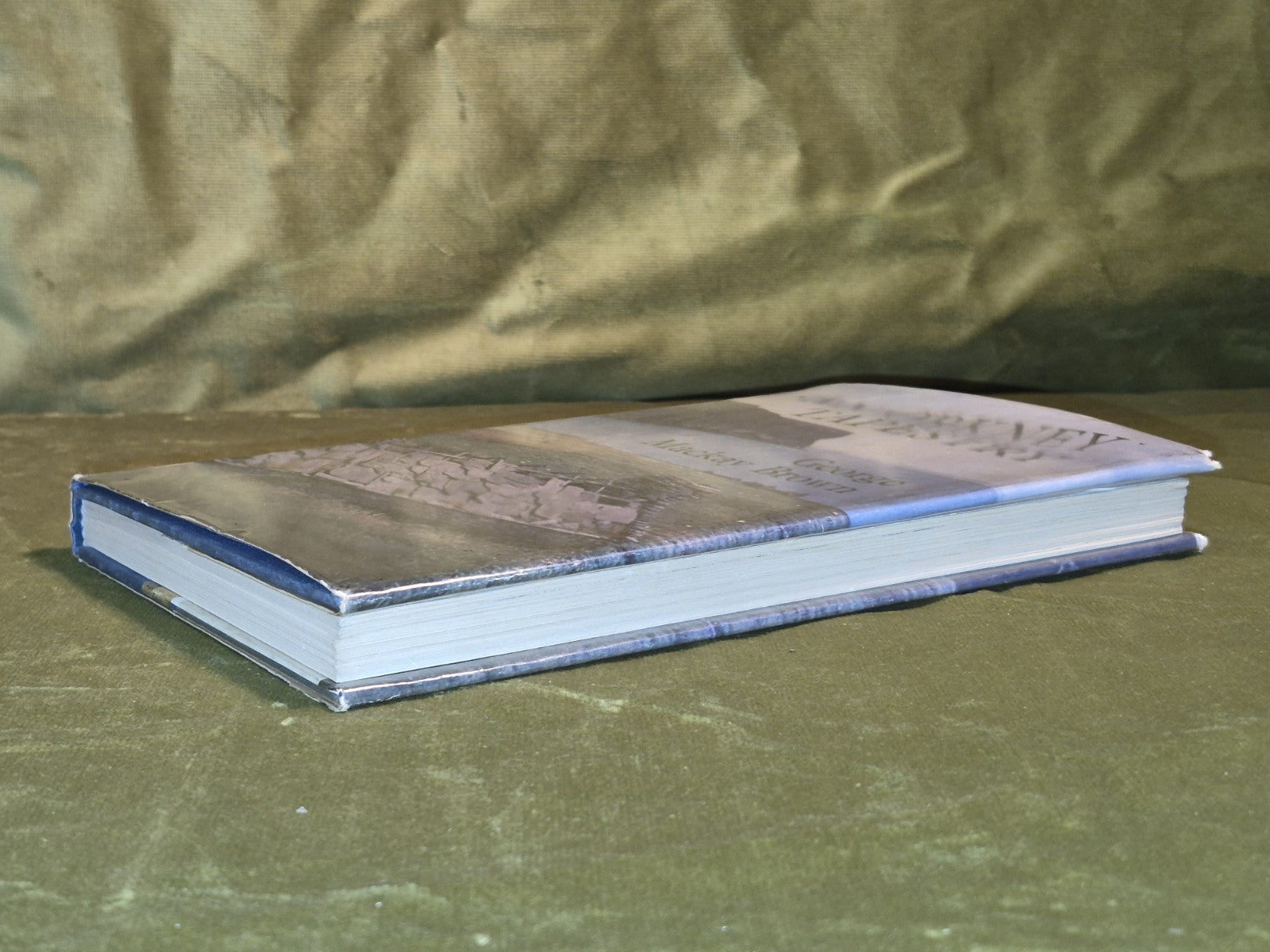 An Orkney Tapestry - George Mackay Brown - Victor Gollancz - 1969 Hb/Dj10